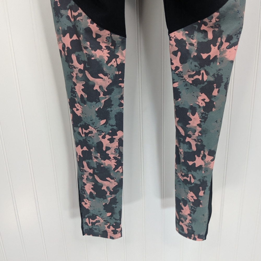 BALANCE COLLECTION Camouflage Mesh Panel Legging S - Picture 6 of 11